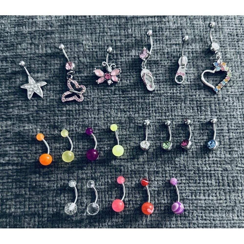 Nostalgia Y2K Belly Button Rings Lot 20+ Dangle Rhinestone Acrylic 2000s Clean - Picture 8 of 8